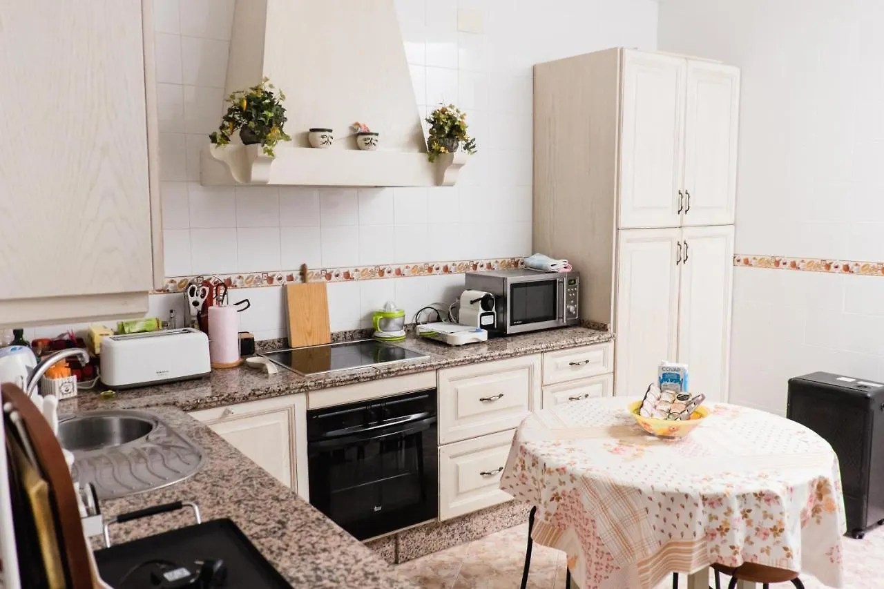 Casa Mesones. Rural Constantina-Sevilla Pensión Constantina
