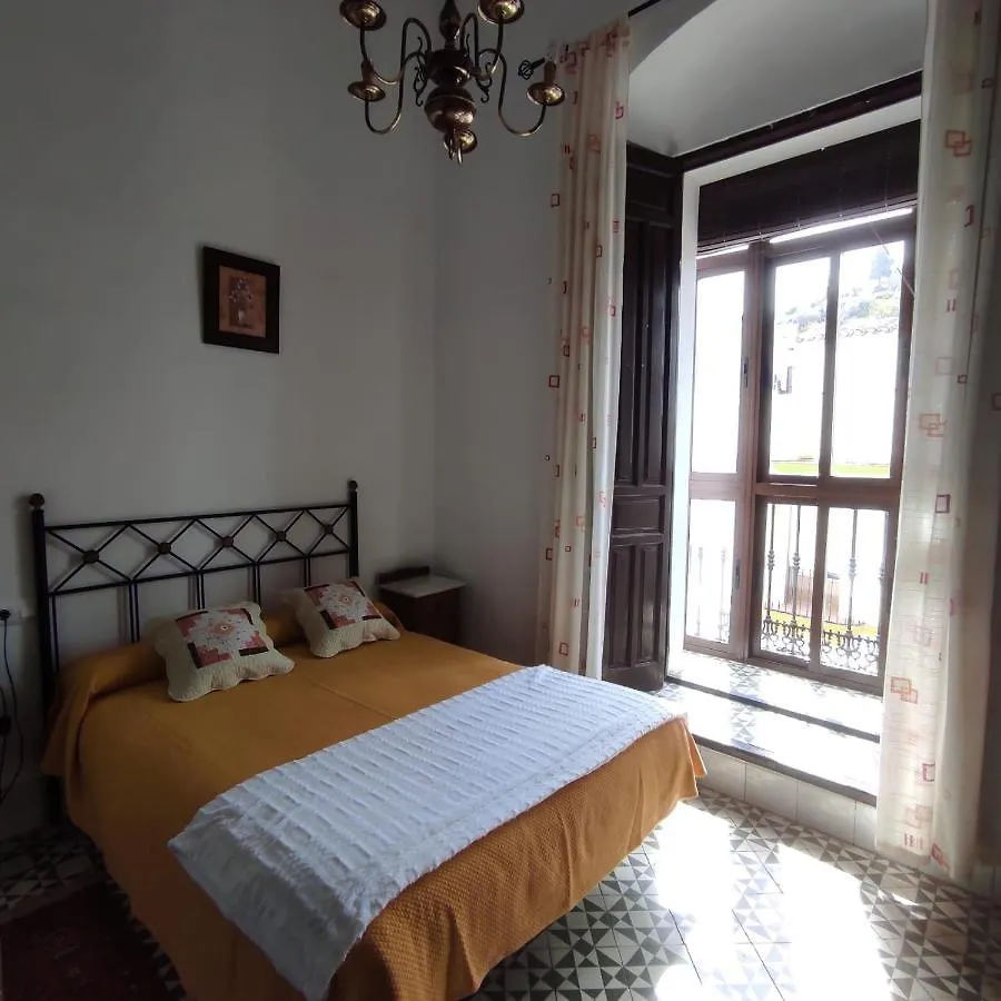 Casa Mesones. Rural Constantina-Sevilla Pensión